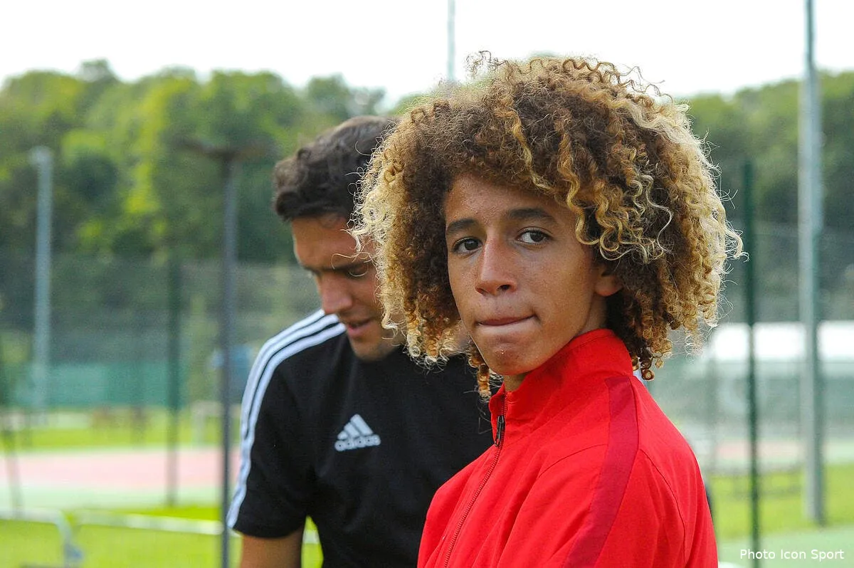 ol hannibal mejbri casse son contrat lyon a l affut icon fer 270817 05 98 2256675