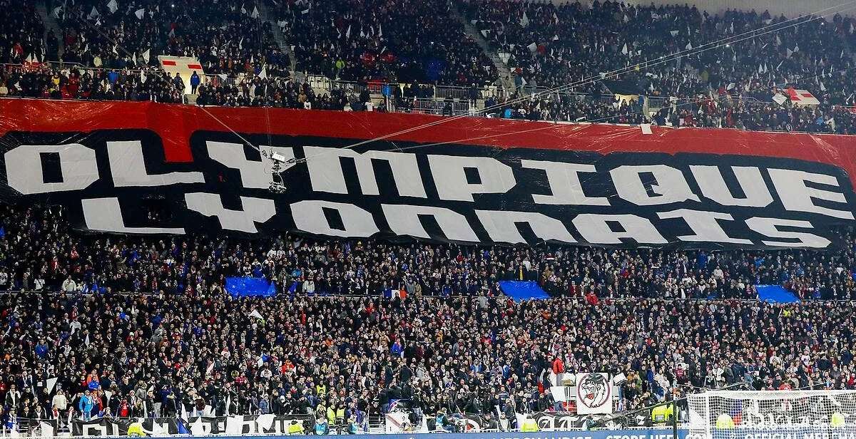 ol incidents entre joueurs et supporters au bord du terrain icon gepa 10121948023272387