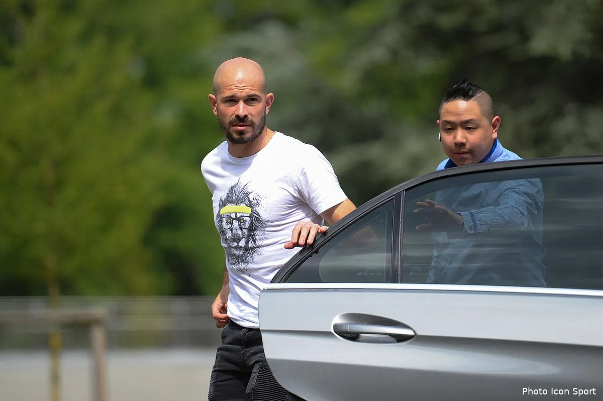 ol jallet a compris le message et prepare ses valises iconsport fer 290517 10 39185553