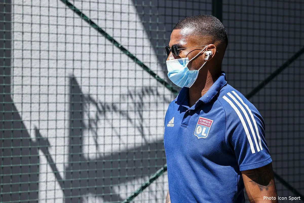 ol jean lucas fait transpirer la compta au mercato icon 1228027711296807