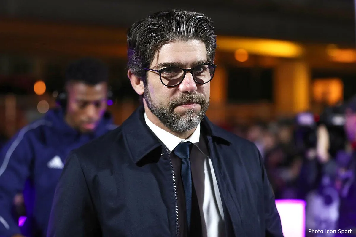 ol juninho absent pour accueillir bruno guimaraes icon blo 021119 10 24277915