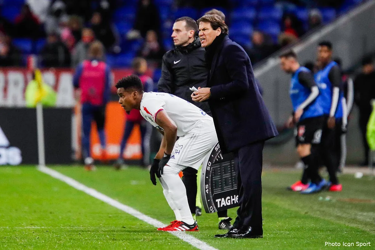 ol kelly mendes met le feu a lyon icon bia 050220 45 31279485