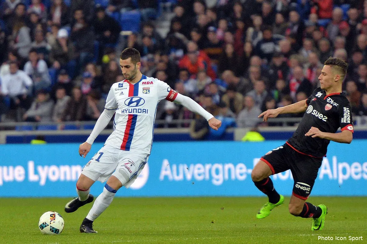 ol l absence de gonalons expliquee plus precisement iconsport poy 190217 03 800171978