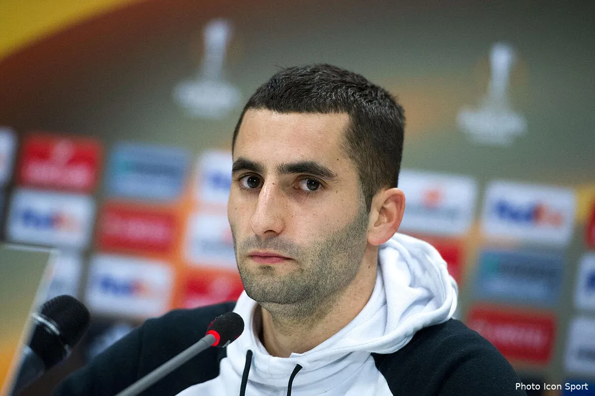 ol l agent de gonalons repond a l attaque d aulas iconsport vim 150217 08 06 1180222