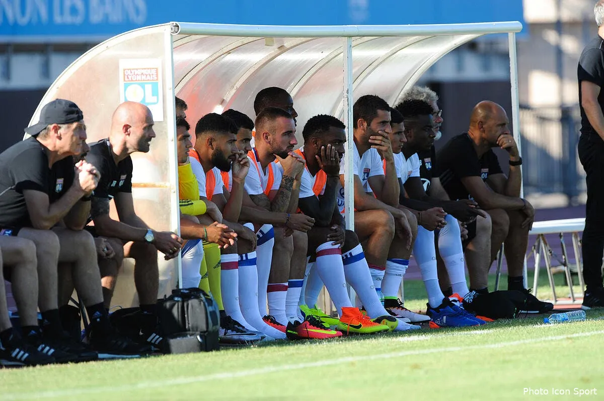 ol l avenir de lacazette est deja regle pour genesio iconsport jpt 090716 08 72149832