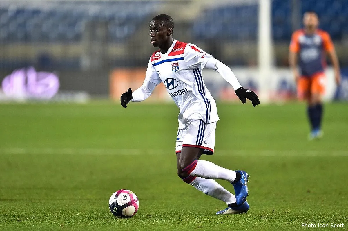 ol l enigmatique reponse de ferland mendy sur le mercato icon dim 221218 08 34240931