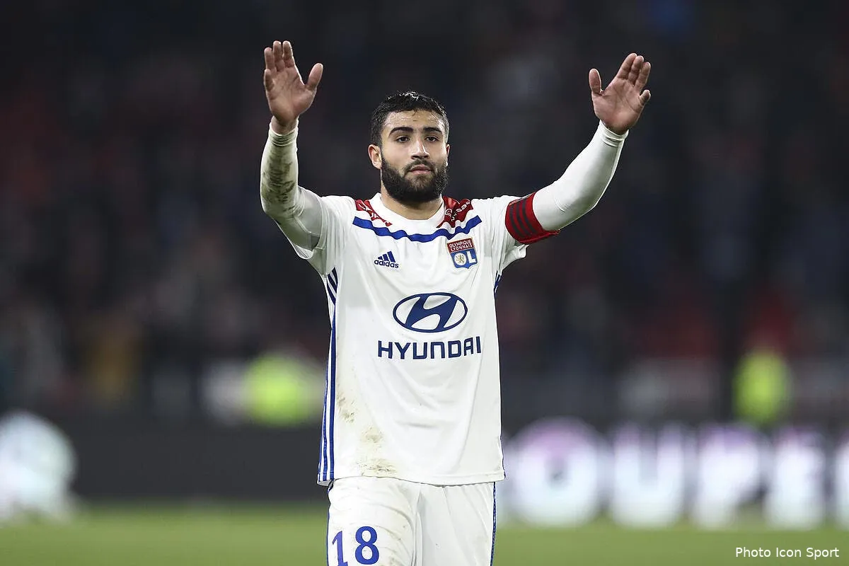 ol l offre effrayante de naples pour nabil fekir icon vim 290319 93 21259299