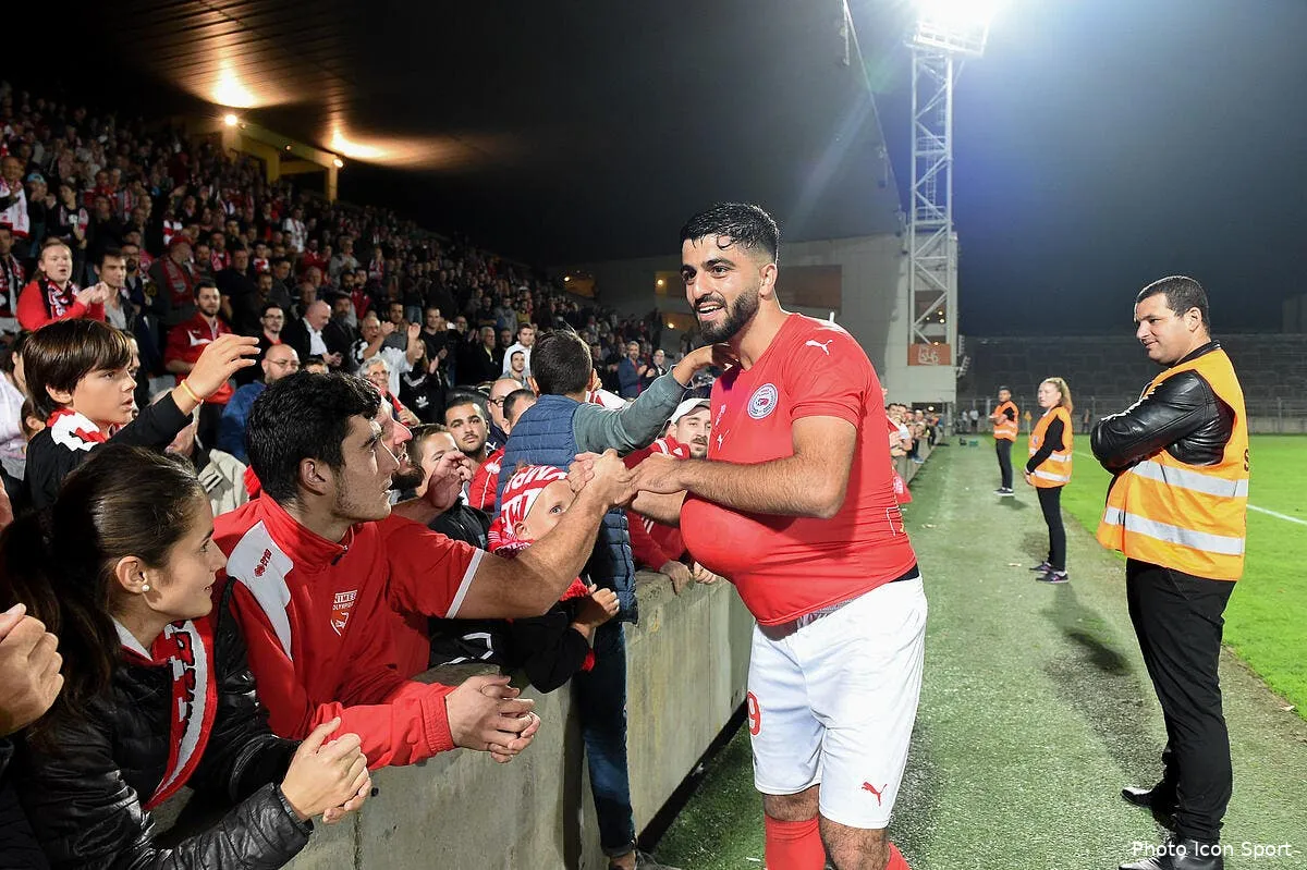 ol l ol a peut etre deja trouve son attaquant joker iconsport icon dim 201017 08 45205201