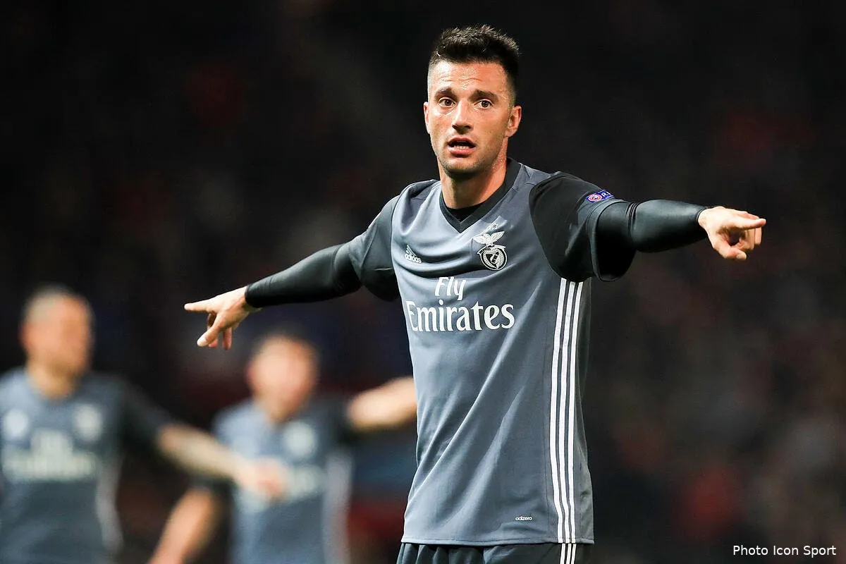 ol l ol fonce sur cet indesirable du benfica au mercato icon 33551631235423