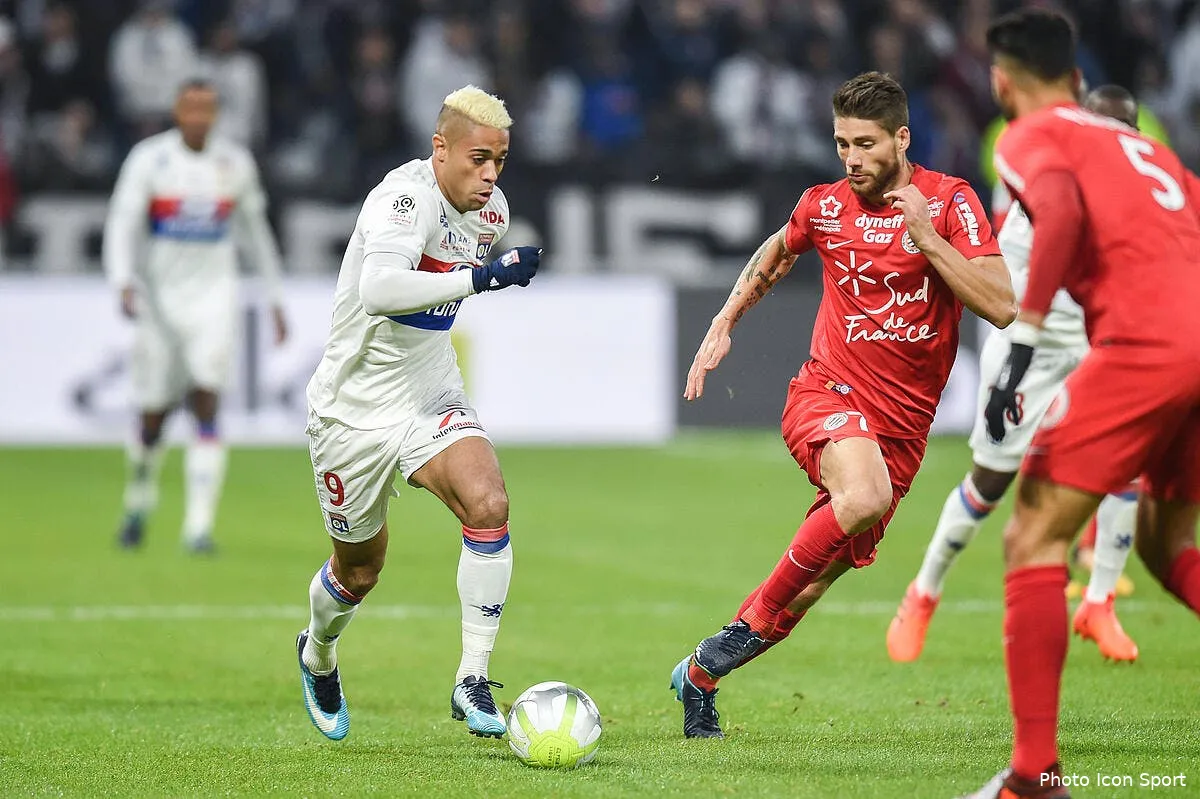 ol la bbc tousse il manque un mariano diaz au real iconsport icon dim 191117 10 26200685