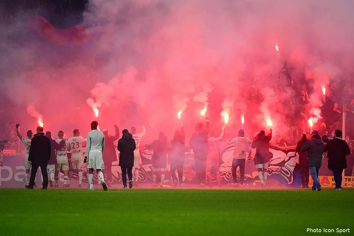 ol la lfp reflechit a des sanctions exemplaires contre lyon iconsport icon win 171217 01 33209203887