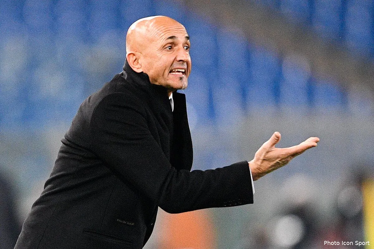 ol la roma veut mordre lyon et surtout lacazette iconsport liv 221216 93 27173112