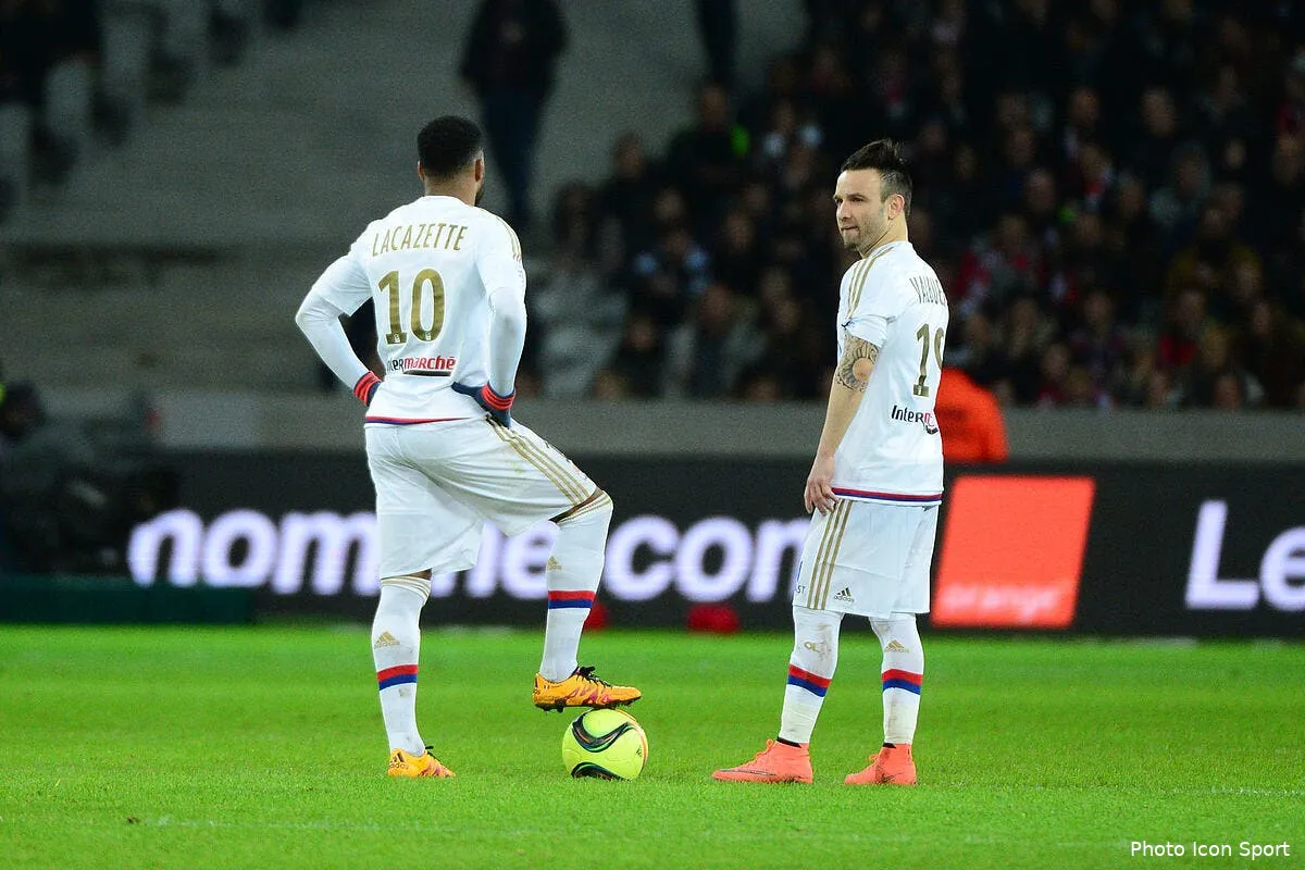 ol lacazette au barca larque annonce un enorme bide iconsport win 210216 01 920141324