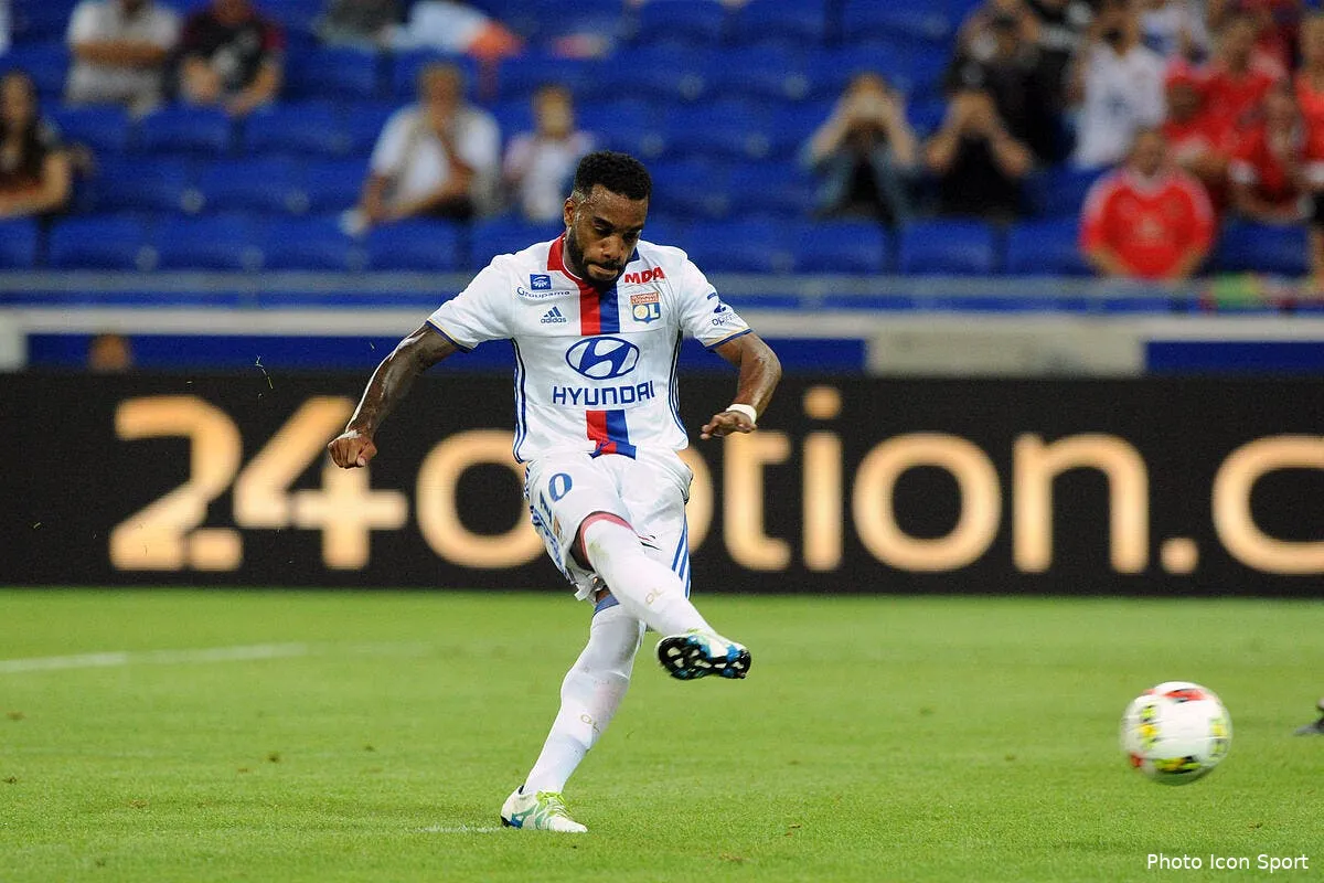 ol lacazette de retour a temps pour nancy iconsport jpt 310716 53 111151414