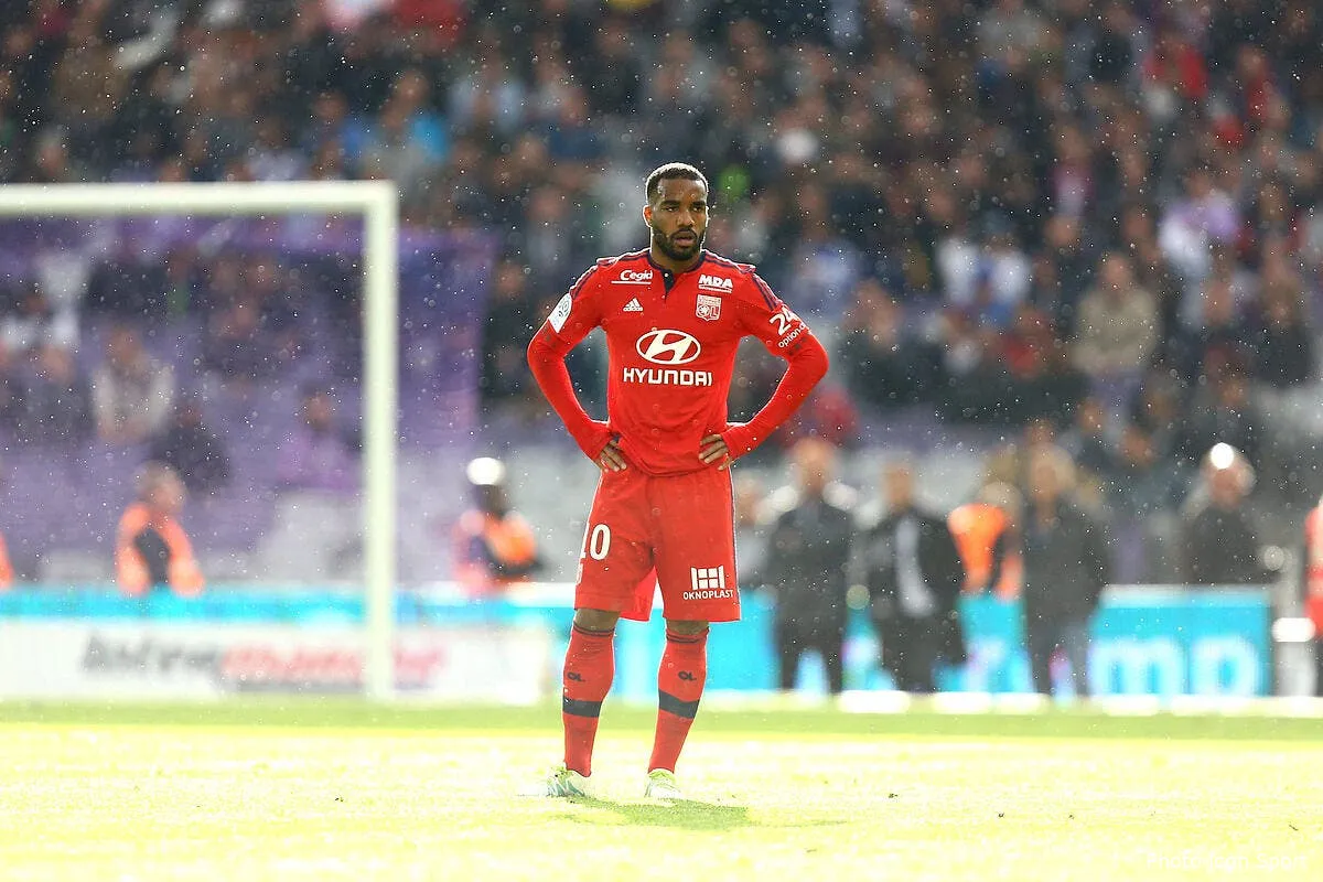 ol lacazette pret pour dire bye bye a lyon iconsport blo 230416 53 15140804