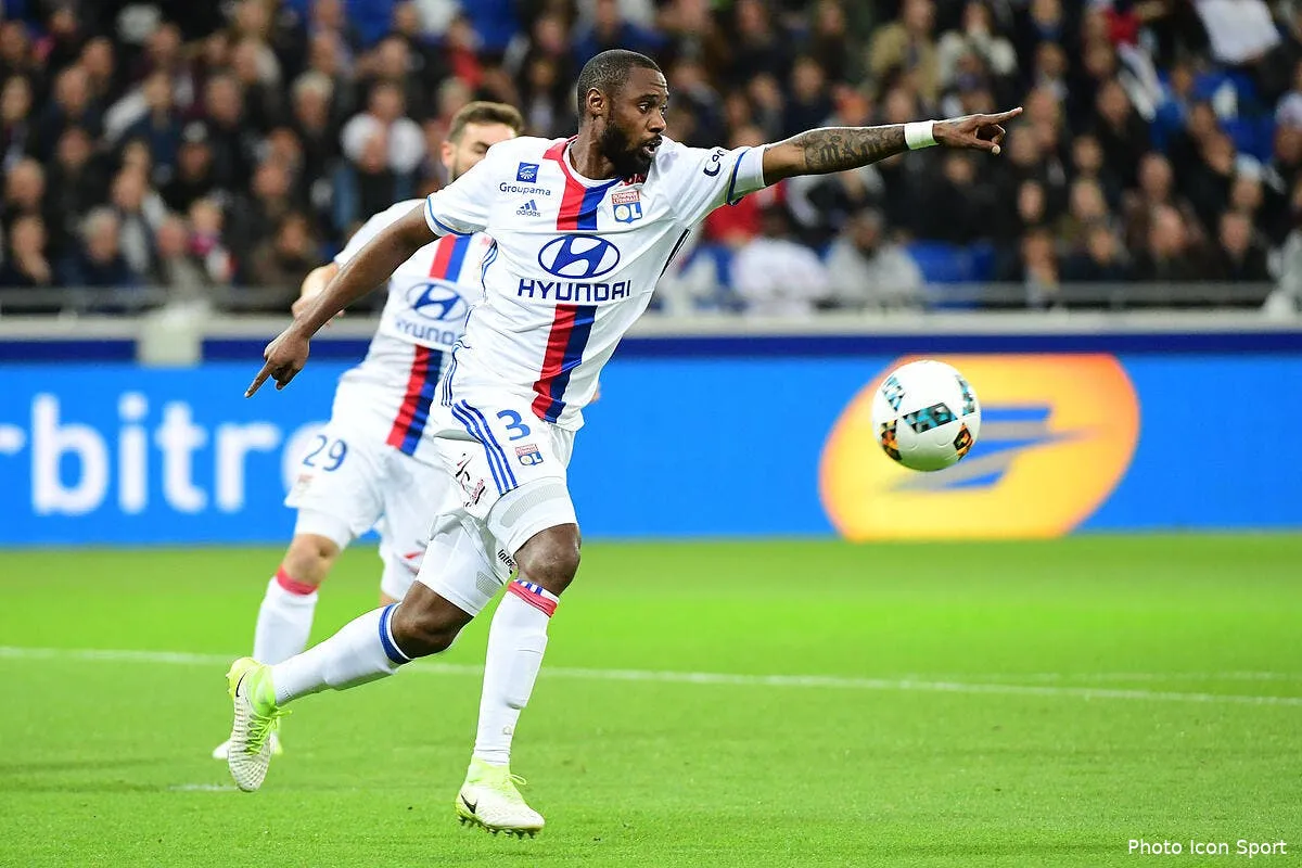 ol le cas nkoulou au milieu d une polemique interne a lyon iconsport win 230417 01 3768177882