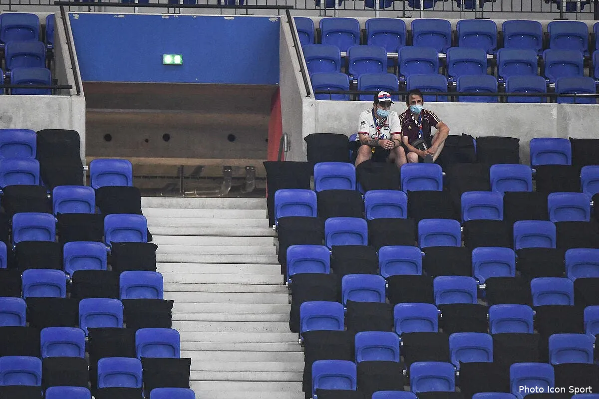 ol le covid 19 a frappe la jauge baissee a 1 000 spectateurs icon dib 180920 10 01294715