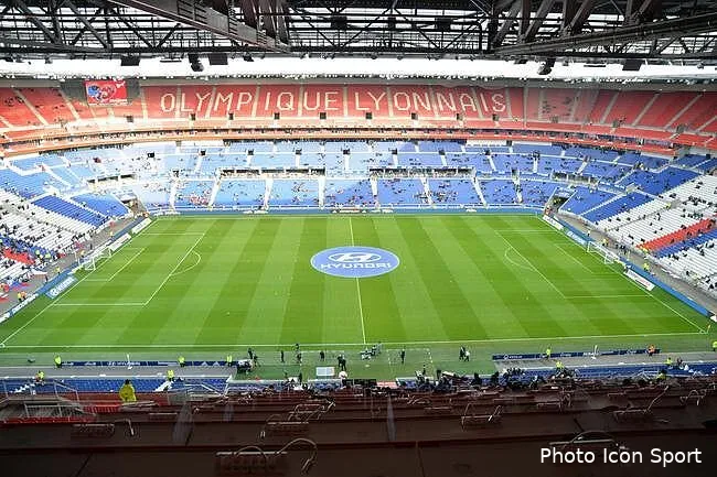 ol le groupama stadium bat son record d affluence grace aux all blacks ol le groupama stadium une mauvaise affaire pour vincent duluc iconsport poy 190217 01 15 186213199779