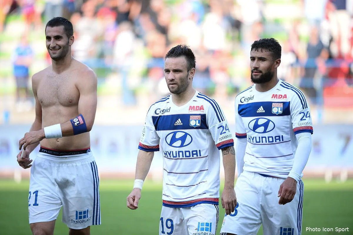 ol le groupe face a montpellier iconsport nlg 290815 17 175139046