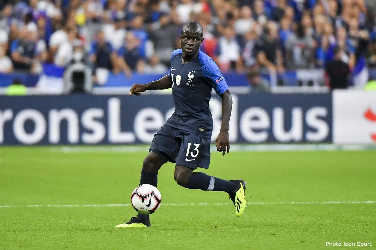 ol le maitre kante donne un bon point a l eleve ndombele icon alc 090918 45 139233247