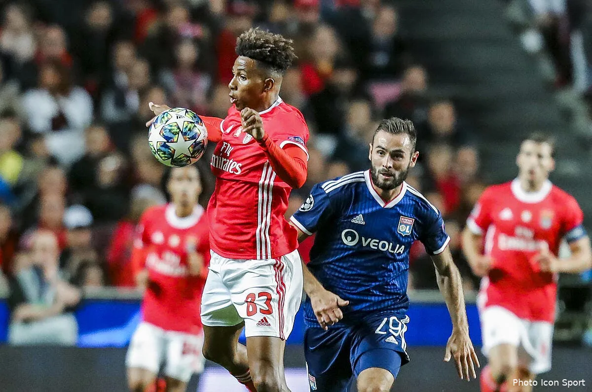 ol le mercato hivernal de lyon tourne au cauchemar icon ci sports 20191023 35988172274433