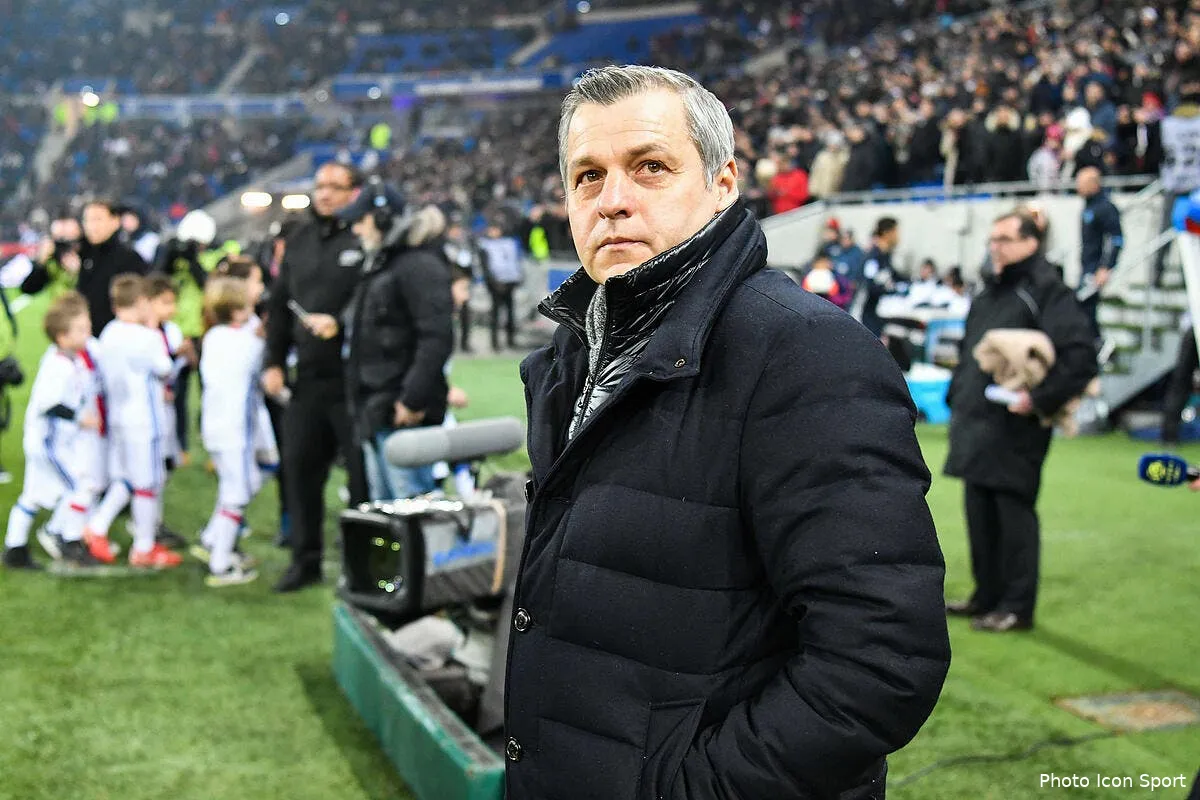 ol le mercato n est pas fini genesio veut un buteur iconsport win 220117 08 56168748