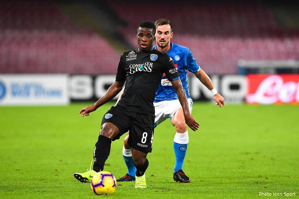 ol le mercato s active une offre refusee pour un espoir de serie a icon lap 021118 01 01241891