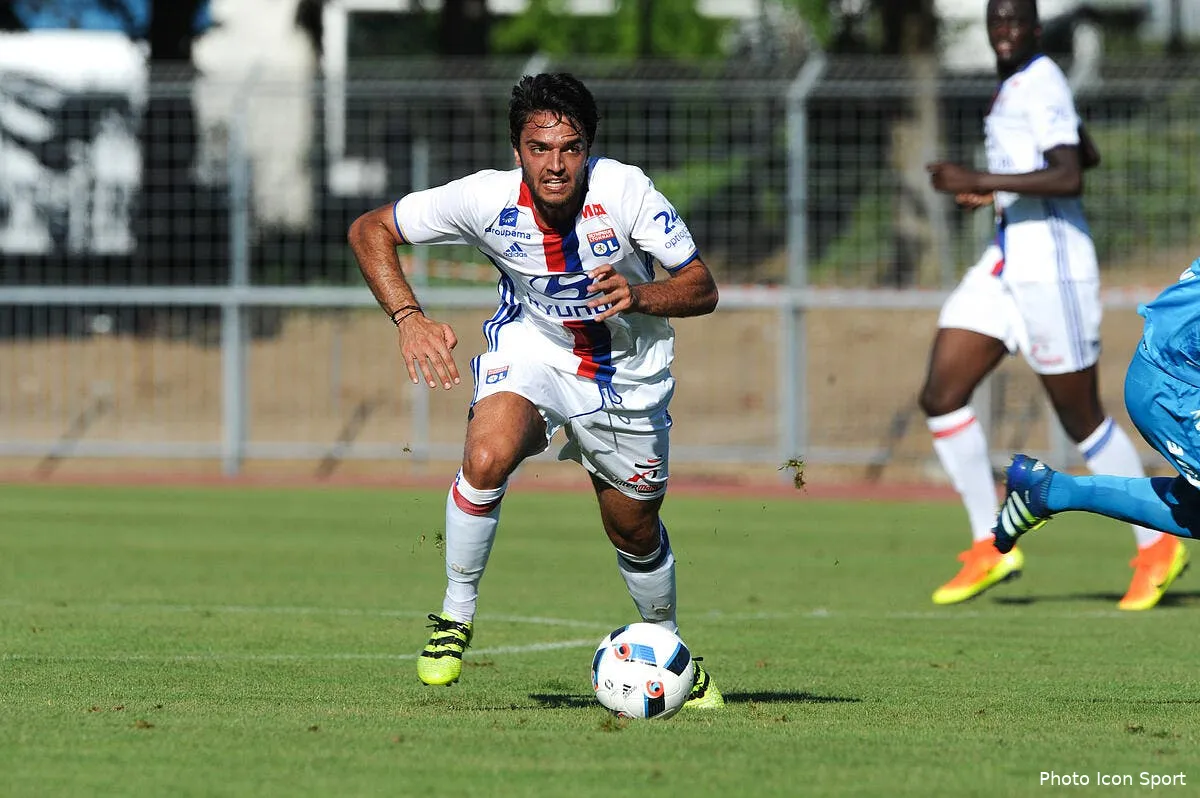 ol le milan ac surencherit avec une offre cash pour grenier iconsport jpt 090716 01 12149242