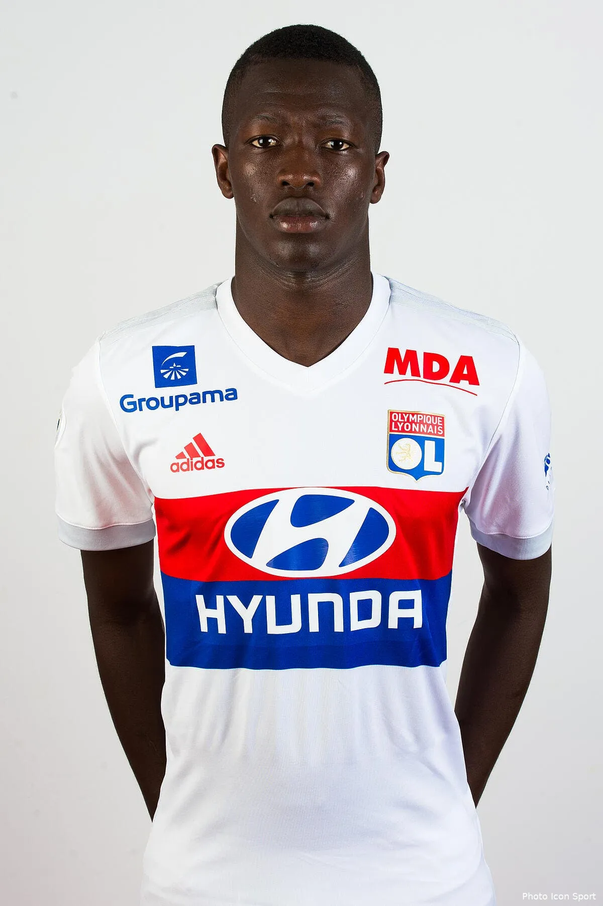 ol le mysterieux pape cheikh diop sort du bois iconsport icon ico 270917 04 06197967