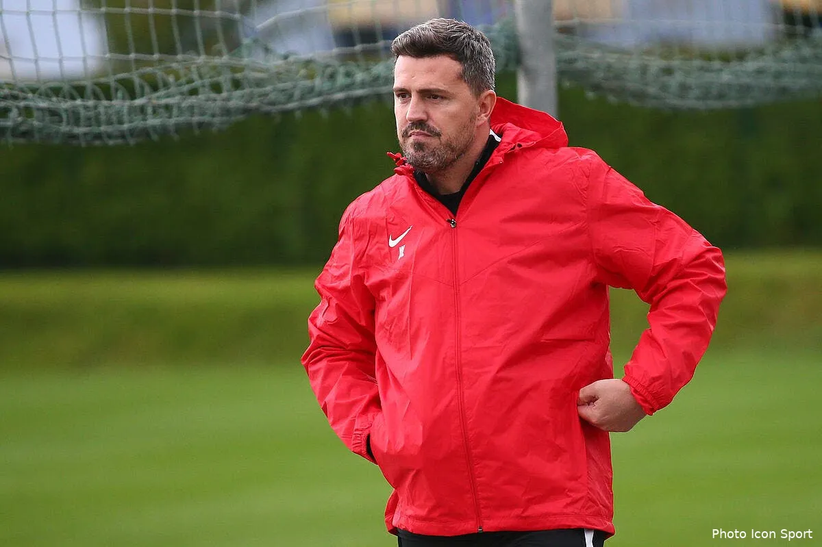 ol le nouveau coach de l asse aurait pu remplacer genesio a l ol iconsport gep 191016 01 01183655