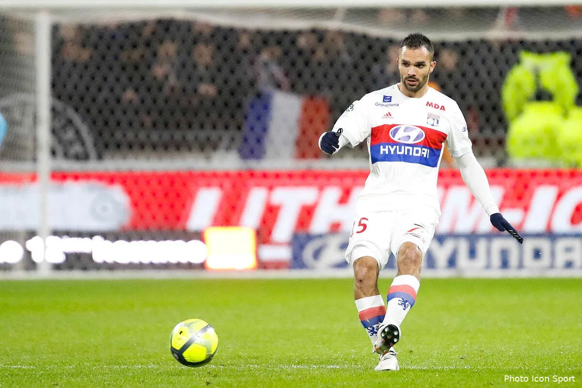 ol le podium lyon commence a avoir du mal a y croire iconsport icon bia 110218 08 44211249