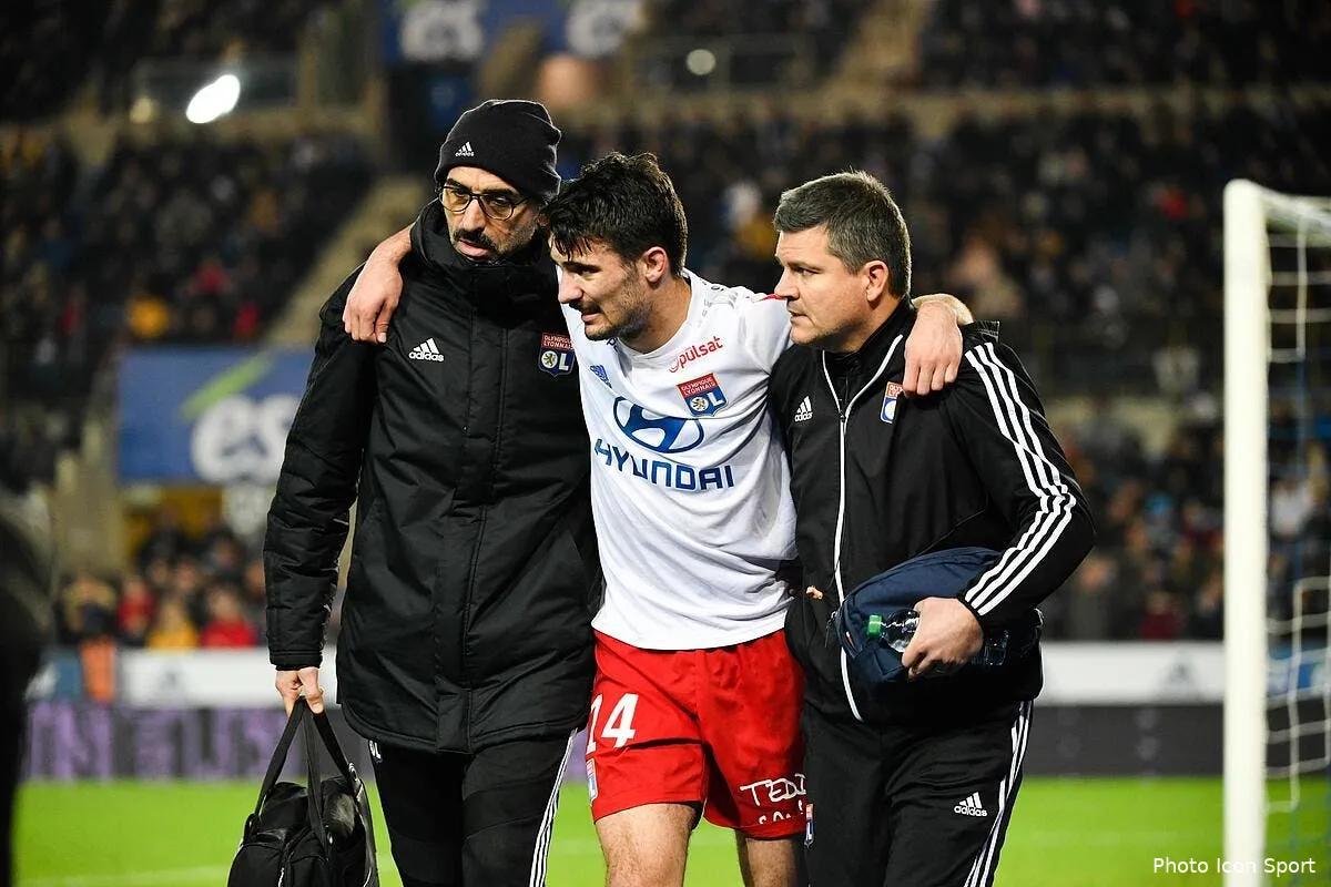 ol leo dubois sera finalement opere au menisque icon boz 301119 08 11 1271597