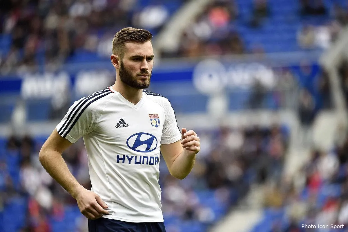 ol les pretendants xxl debarquent pour lucas tousart iconsport icon laf 140418 05 28217029