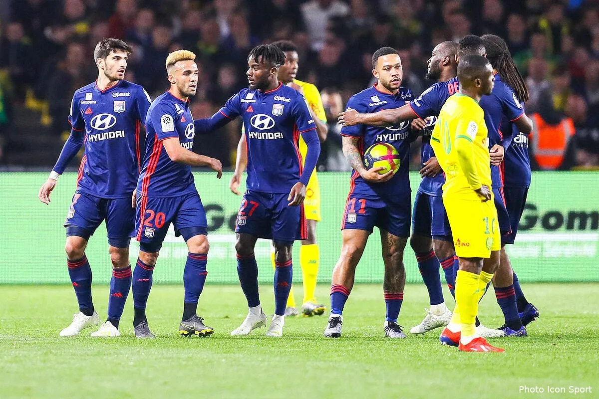 ol les starlettes de lyon sont des branleurs ca c est dit icon vmi 120419 11 57250737