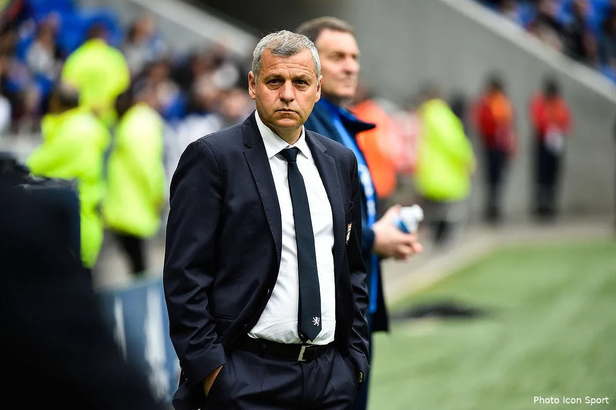 ol les supporters s en prennent a aulas et genesio apres le match iconsport icon laf 280418 11 35219407