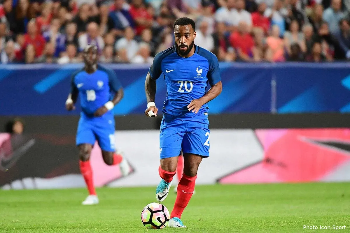 ol liverpool envoie un triple message a lacazette iconsport win 020617 23 38182185