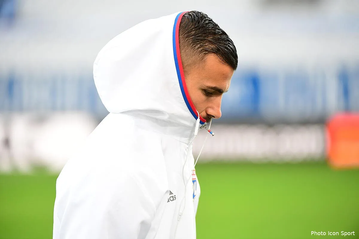 ol lopes suspendu un match pour sa provocation anti asse iconsport win 180916 01 11511170656