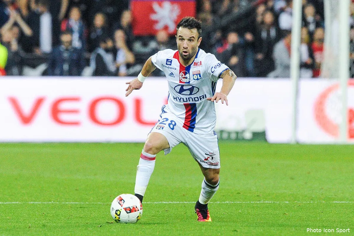 ol luis fernandez demande a valbuena de quitter la france iconsport jpt 021016 10 29158264