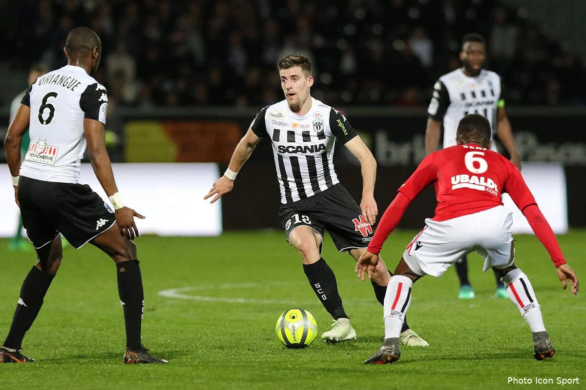 ol lyon a de la concurrence dans ce dossier a 5me icon lem 130418 05 18222263