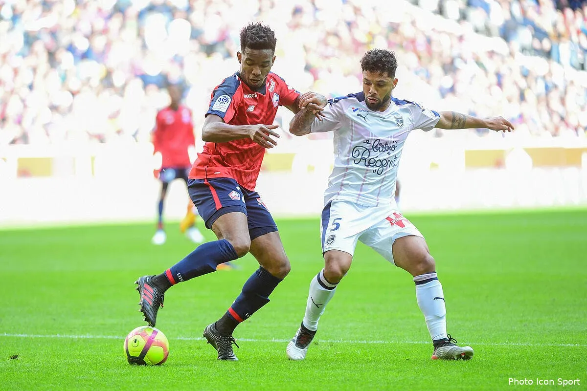 ol lyon a flashe sur deux lillois les negociations sont lancees thiago mendes 1254781