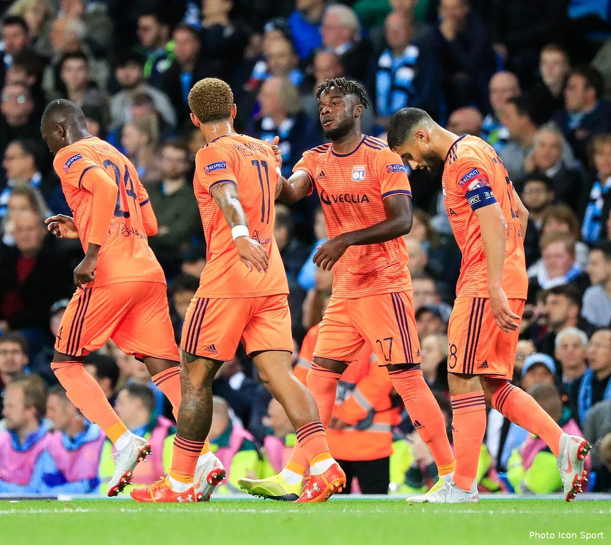 ol lyon a gagne a manchester city alors l om iconsport icon acp 190918 93 06231015