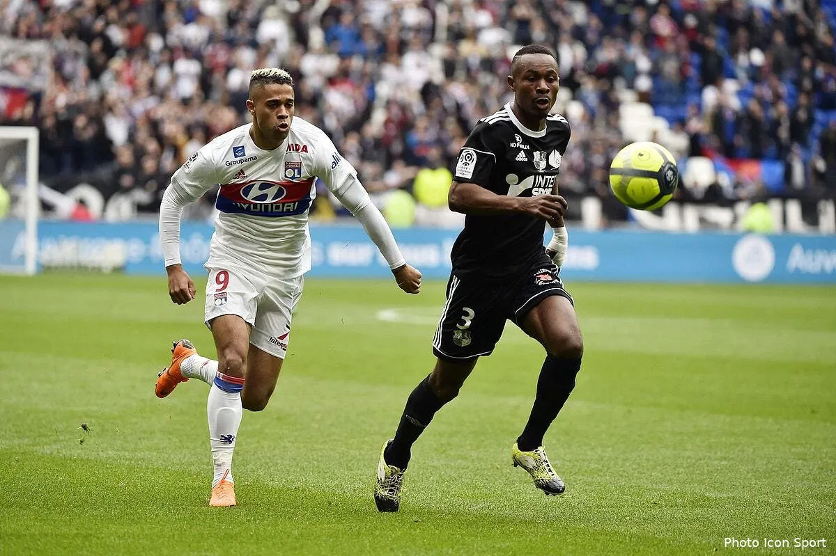 ol lyon a raison de vendre mariano dugarry s explique icon laf 140418 05 31229043