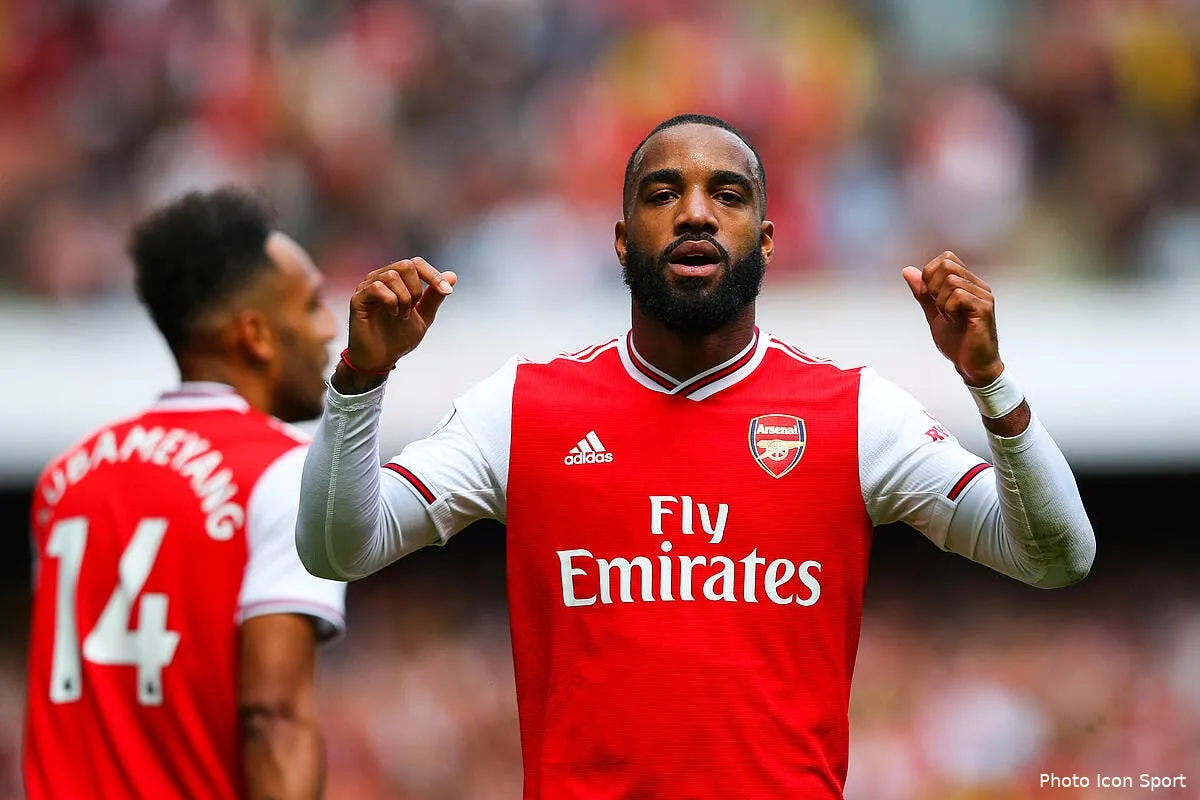 ol lyon a tout change lacazette prie pour que ca marche icon spi 015 cm arsenal v burnley262023