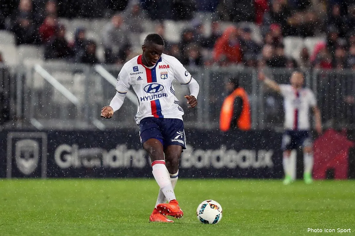 ol lyon attaque par un grand d europe pour mouctar diakhaby iconsport blo 030317 12 123185067