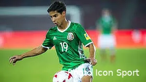 ol lyon lache 25 me pour la grande revelation mexicaine lainez220541