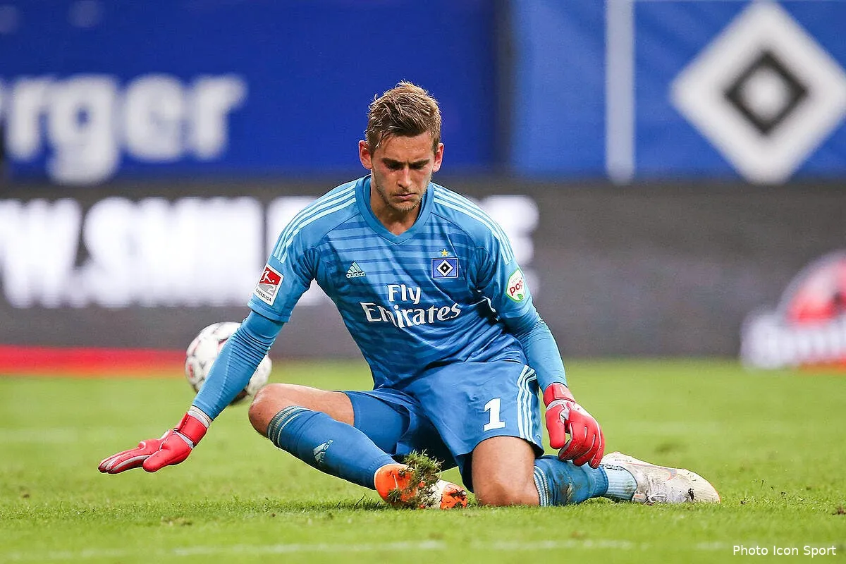 ol lyon oublie tatarusanu avec un goal a 0 5 me icon mis 150818 38 04294125