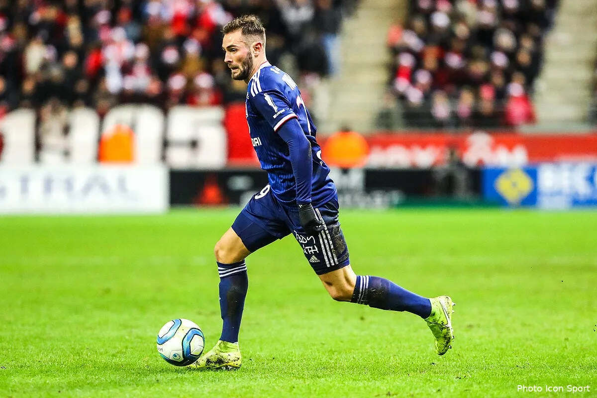 ol lyon refuse 20me pour tousart il crie au scandale icon des 211219 08 35273671