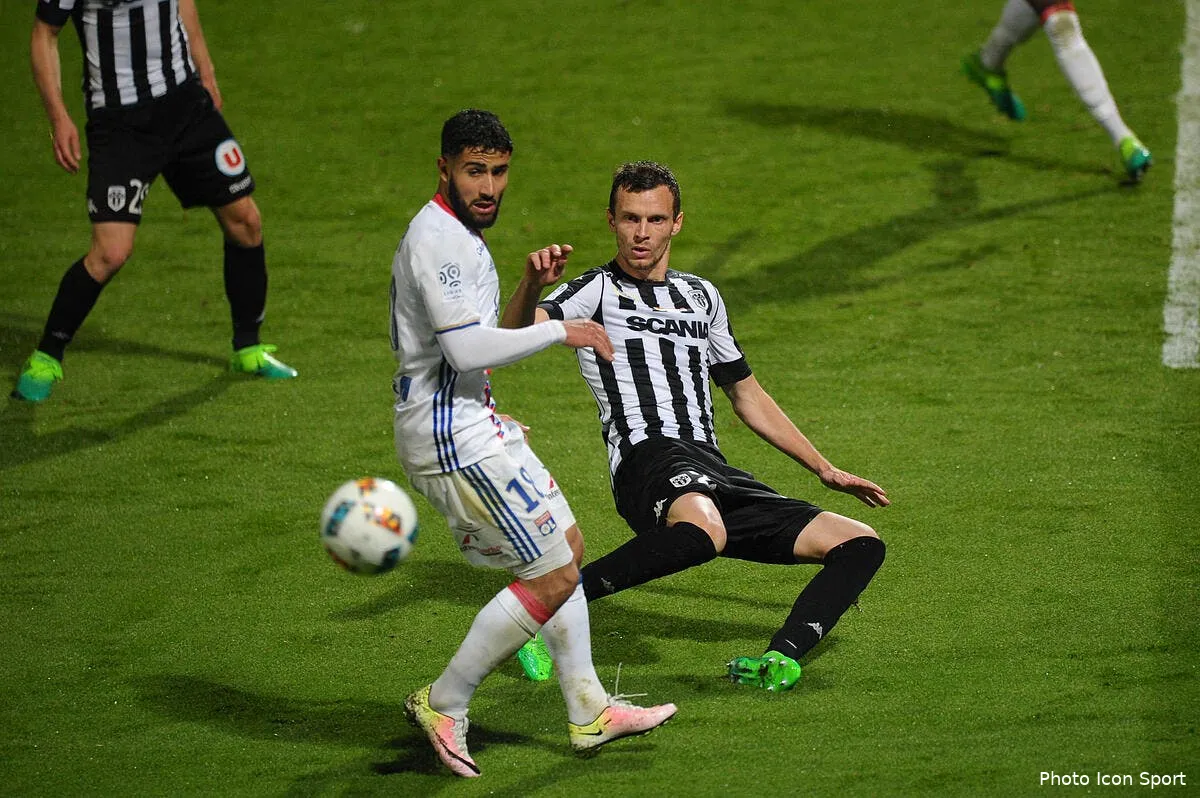 ol lyon se consacre a l europa league un pari valide par riolo iconsport fer 280417 11 73178442