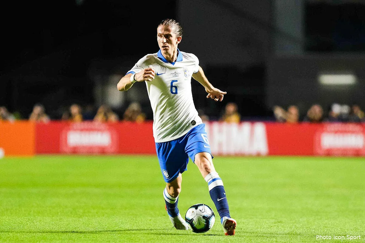 ol lyon se place pour filipe luis icon est 140619 92 37256125