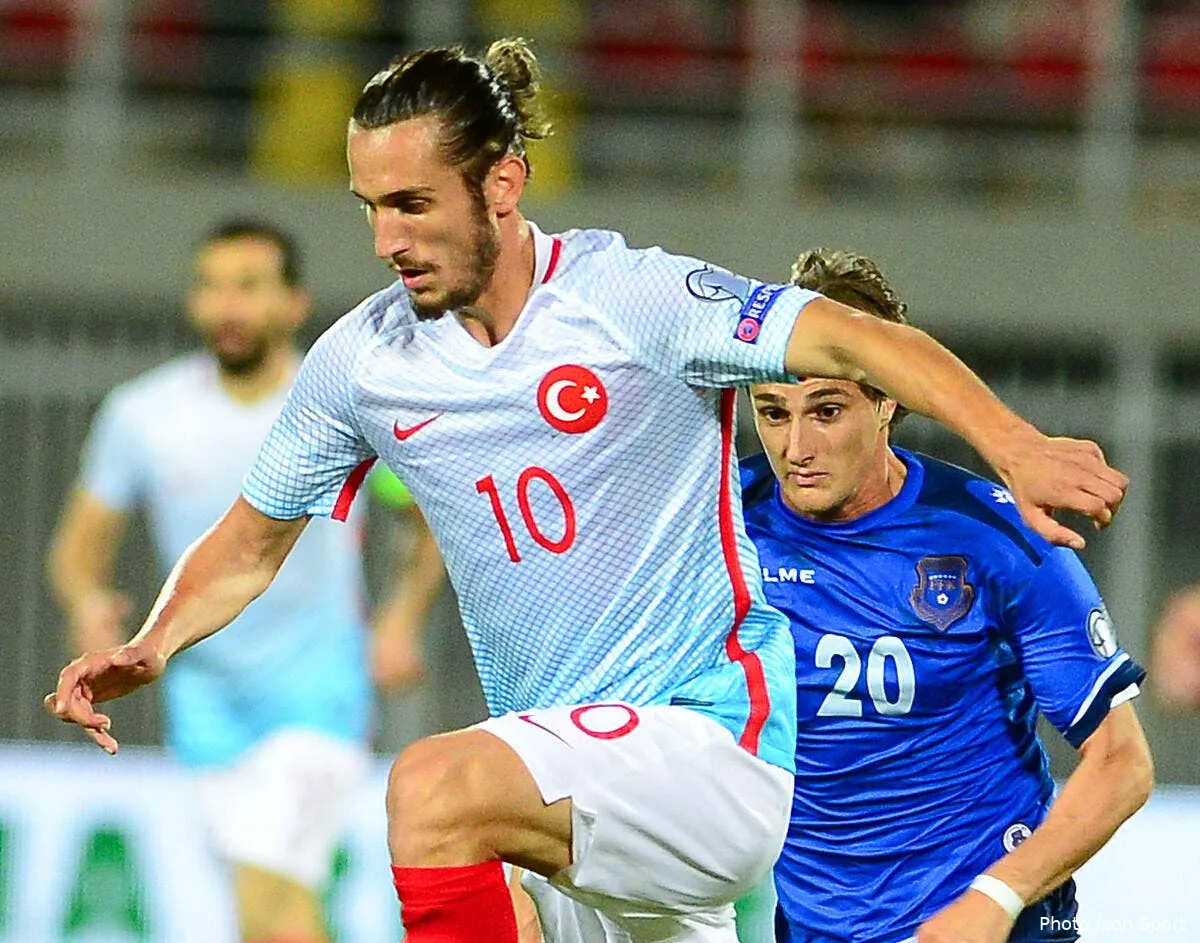 ol lyon supervise un international turc tres prometteur iconsport icon ses 110617 81 16187479